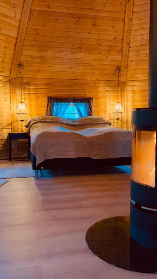Koselig Dyregard I Tromso Hotel Luaran gambar